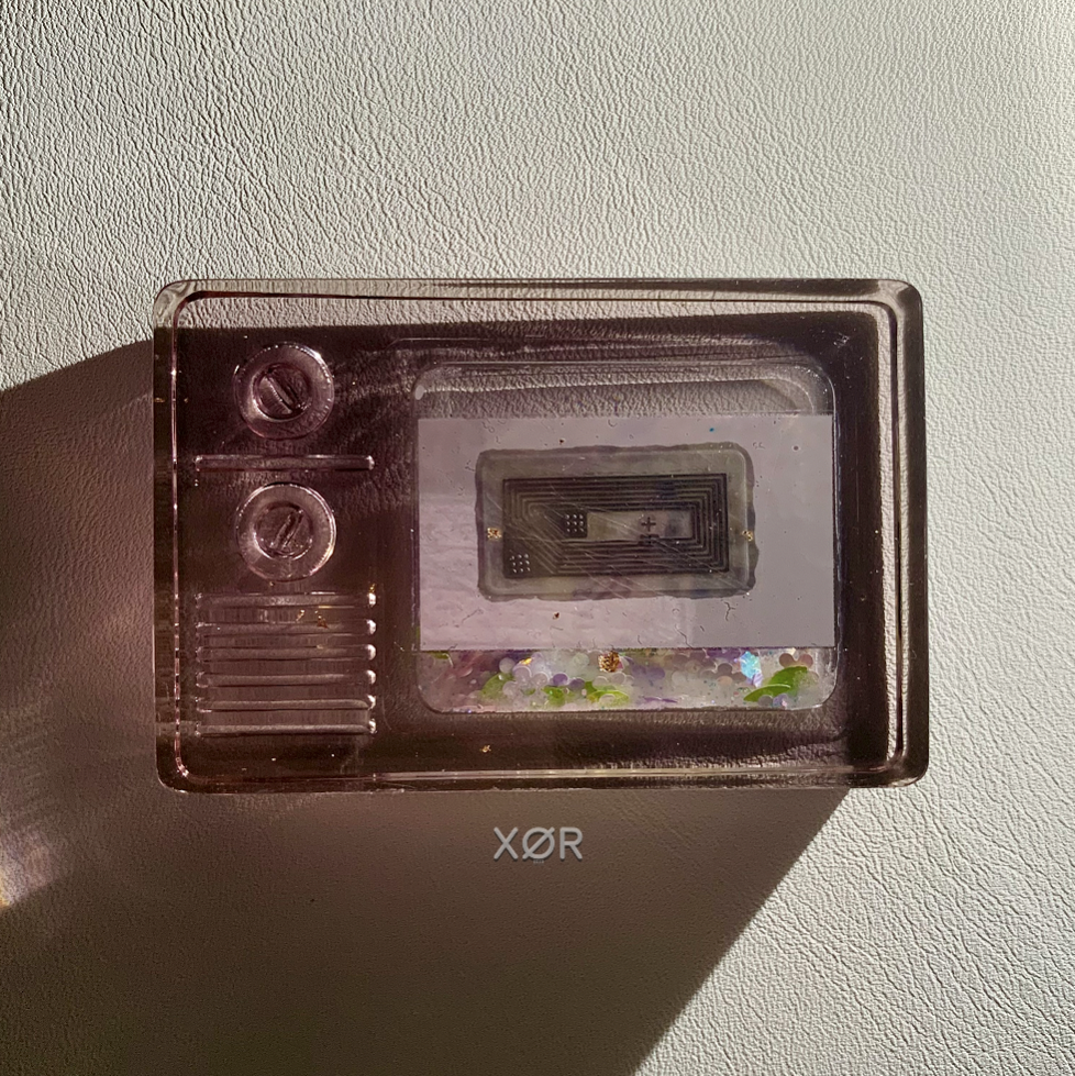 XØR™ Handcrafted Card RAFAYEL 🩷 Fluorescent | NFC | Suspended Glitter