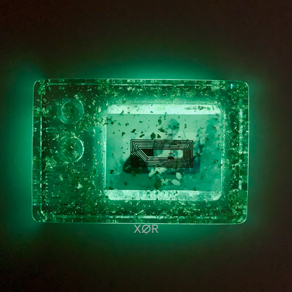 XØR™ Handcrafted Card SYLUS ❤️ Fluorescent | NFC | Suspended Glitter & 💰Gold leaf